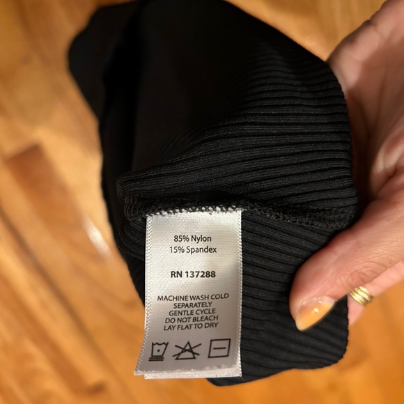 YEAR OF OURS black tank top sz L - Picture 5 of 5